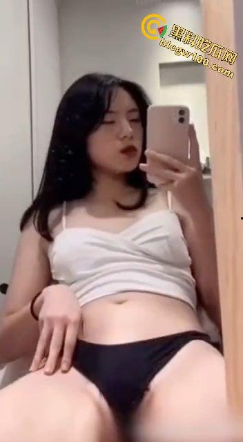 极品厌世脸台大反差母狗【朱晏妮】，对镜私拍女王S调教与被调教扣穴自慰多段独白-28