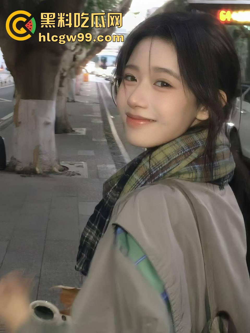 顶级约炮大神出手专约00后清纯妹子 ，撸猫变撸管，后入练手后直接自己坐上来摇到中出，套掉了都没发现！-4