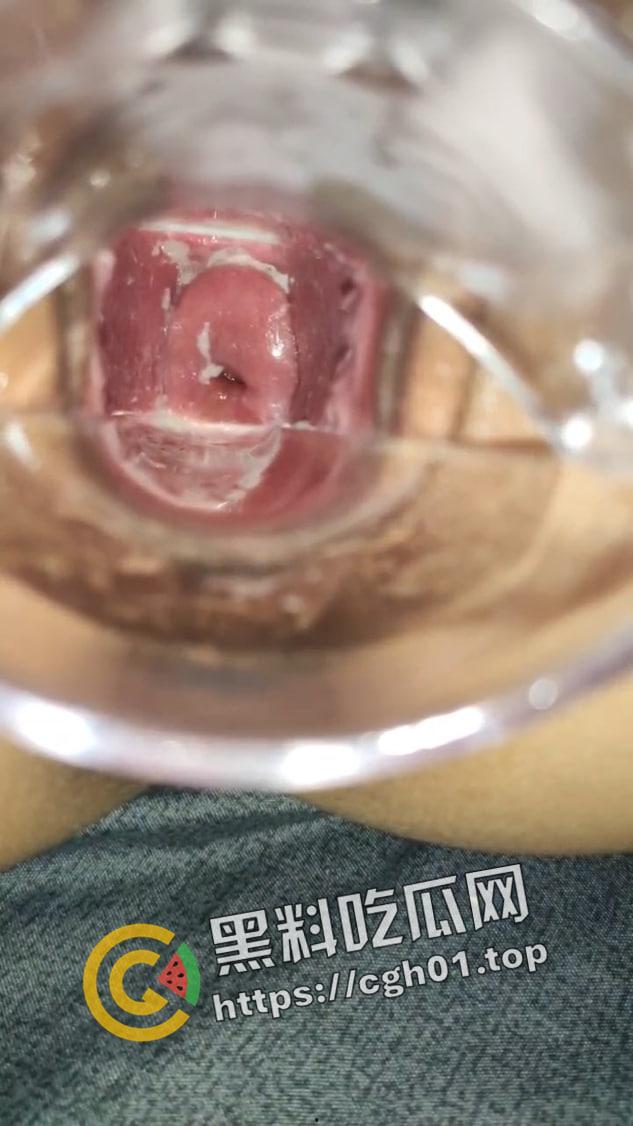 学姐的小穴初开发！巨乳学姐的小穴用上扩张器 原来这就是有钱人几把的视角-4