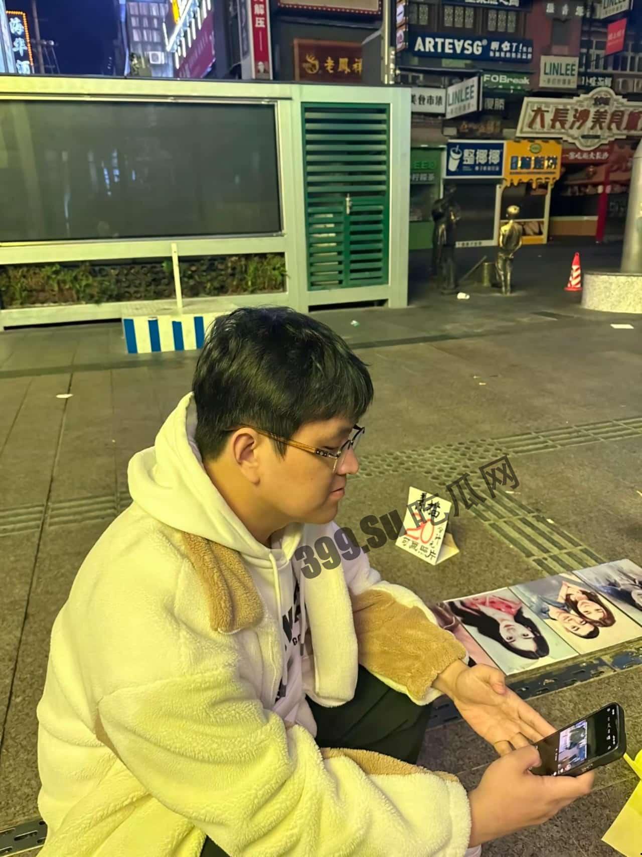 全网热瓜!已补骗色视频,B站女主播小猪包汪汪头游戏频道 双马尾萌妹被假富二代男友骗财骗色 还有视频流出!-7