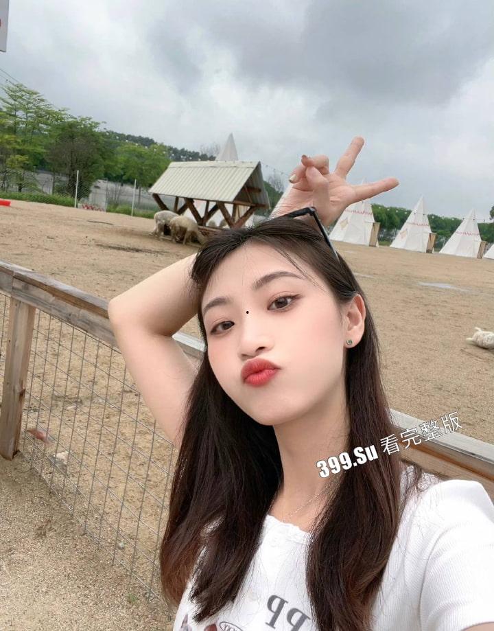 锄头挥得好 没有墙角挖不倒 广州极品反差婊 漾漾 酒吧玩游戏认识 当晚就开房 操完就打电话跟现男友分手-3