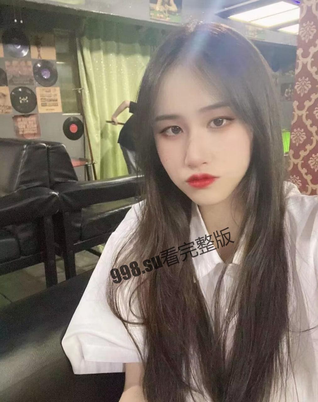 标题 云盘泄密！超精品泄密高颜值反差 上海剑桥学院美女大学生薛翊宁 性爱图影泄密流出-5