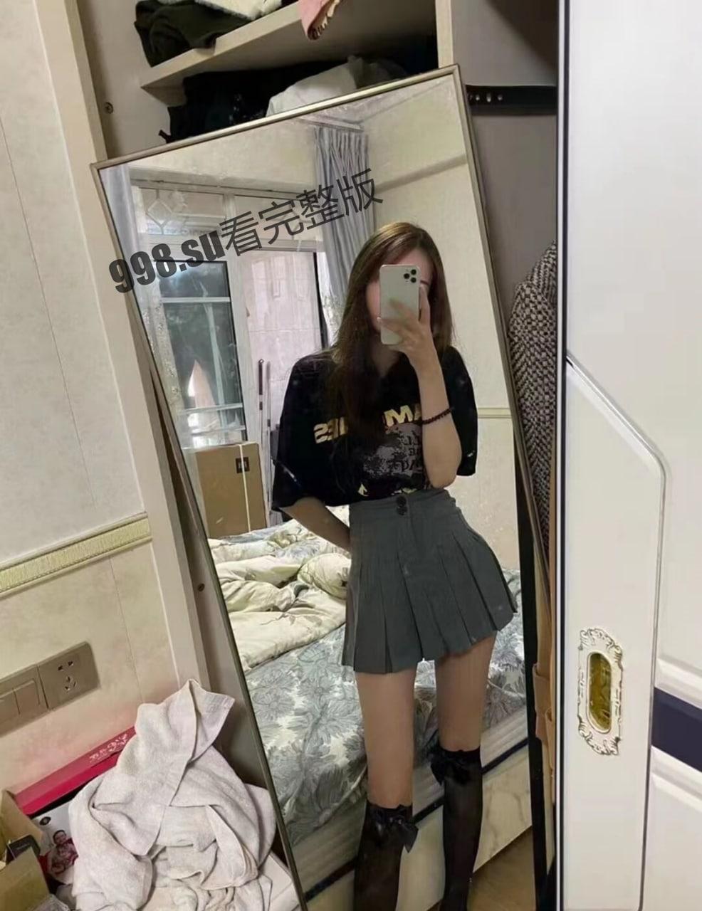 标题 云盘泄密！超精品泄密高颜值反差 上海剑桥学院美女大学生薛翊宁 性爱图影泄密流出-6