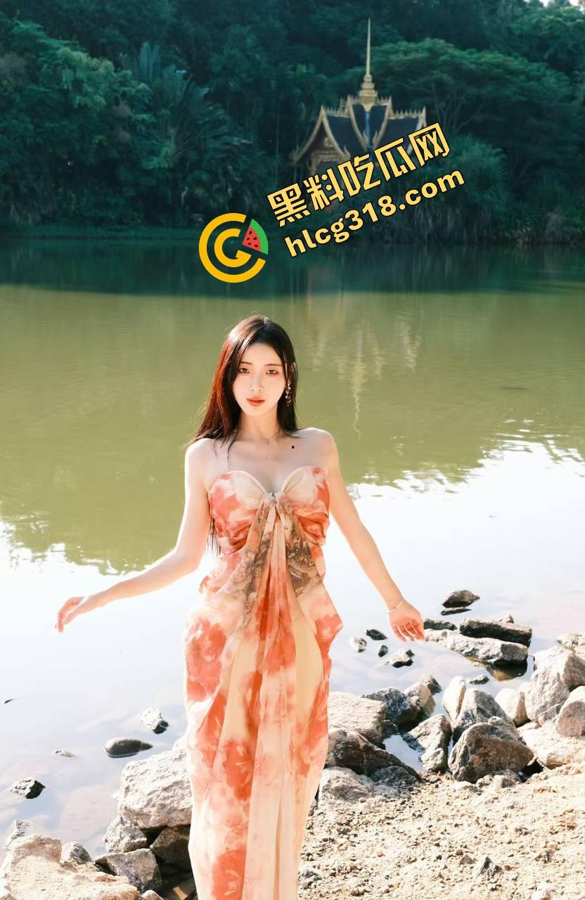 白皙爆奶骚少妇蒙眼深喉只为更刺激，口交成瘾只为极致高潮，这场激情你敢看完吗？谁能不心动？-4