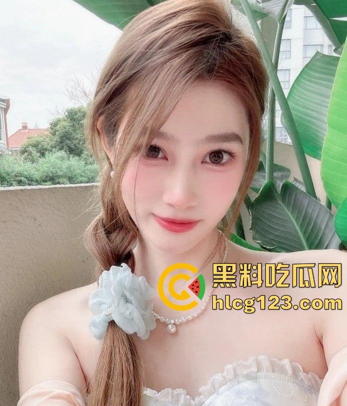 校花张依依人设崩塌!偷情富二代的视频流出,背后故事太狗血!-6