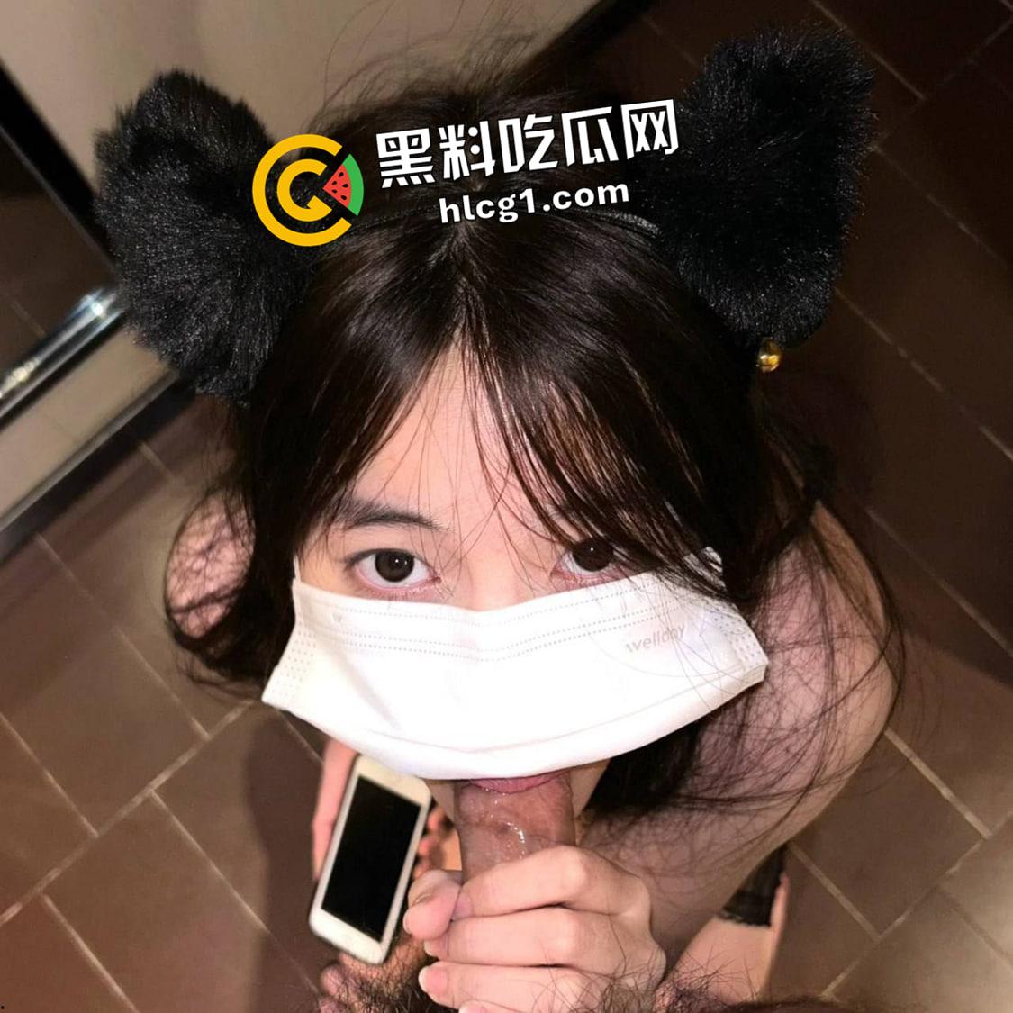 高二小母狗的被调教日常 一掐能出水的嫩穴被射满 伸出舌头和狗一样讨好主人-5