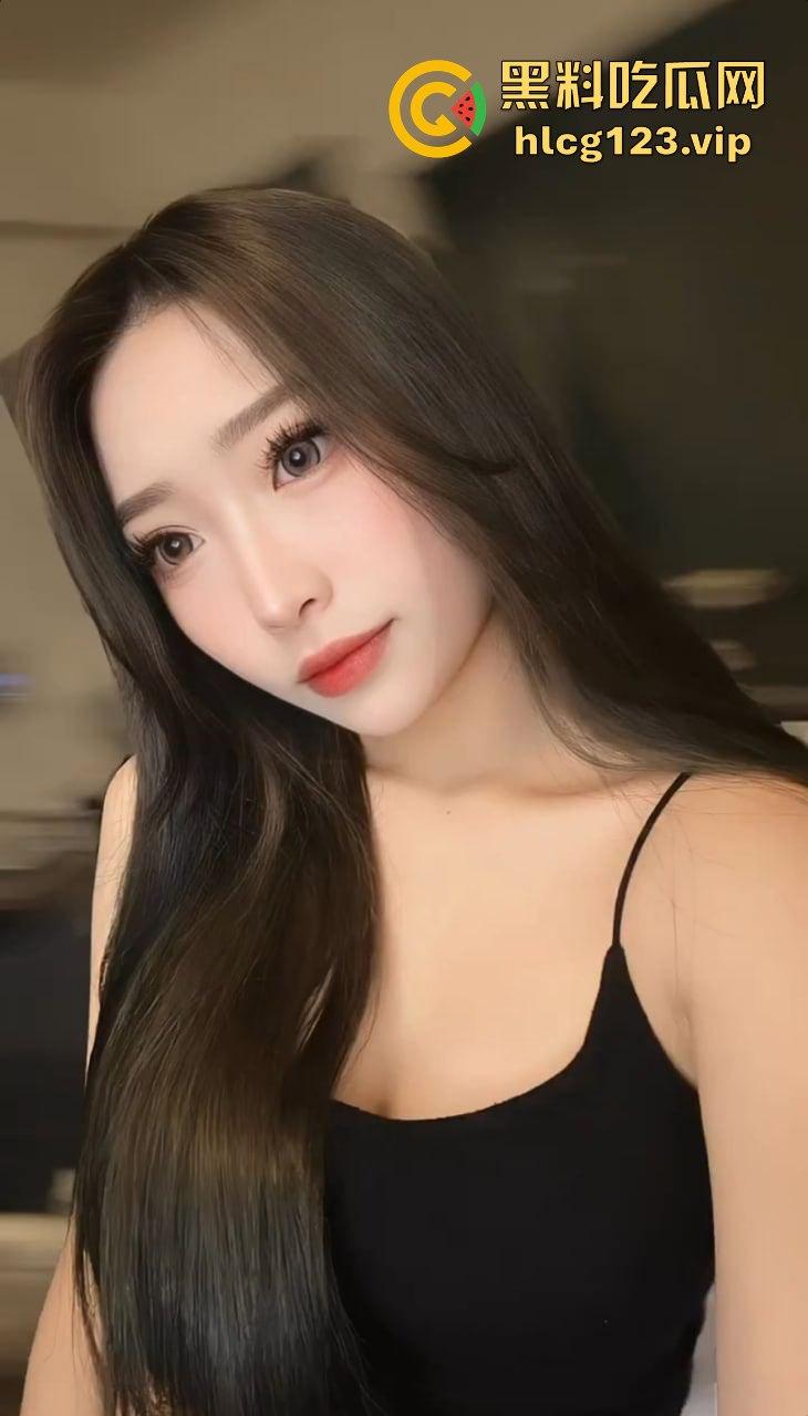 INS湾湾妹陪玩被大哥搞得服服帖帖!骚得不行,身材火辣反差爆表,露脸视频可惜只怼脸照!-7