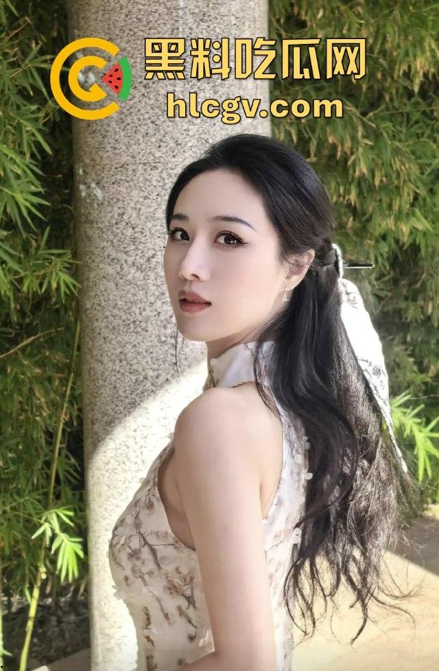 厦门正科级干部『钟劭臻』婚内出轨11年，脚踏四条船！税务局小四『叶曼娜』曝出猛料，时间管理大师终于翻车！-36