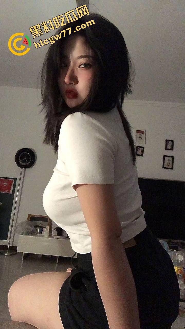 鞍山前女友3P大瓜!擦边骚货双插肛交还舔脚,分手后聊天记录炸裂曝光!-4