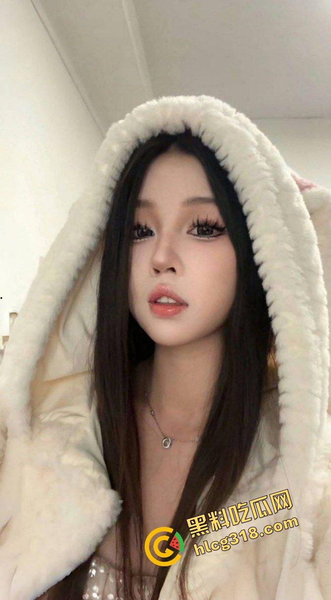 瓜友投稿分享约了个安徽师范大学嫩妹『孙西宓』不会吃鸡现场看黄片现学现用,这种女大学生真有这么好约?-4