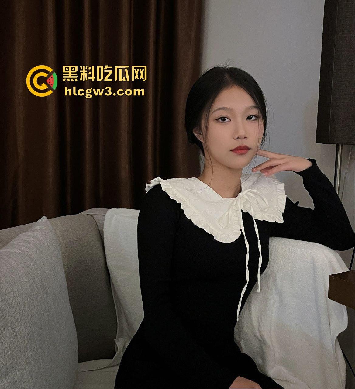 山西清纯女大学生【姜梦璇】私密资源疯传！清纯脸骚货魂，哥哥们的大鸡巴硬得像铁柱，简直玩明白了！-10