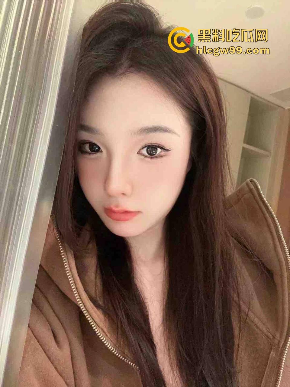 高颜值极品萝莉小母狗【穆穆】娇小白嫩身材，连白虎馒头又甜又骚都无可挑剔，唯一问题就是雷子太小！-6