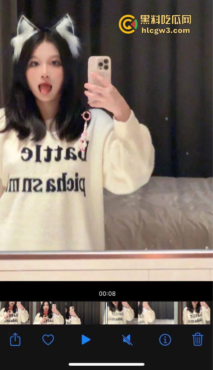 山西清纯女大学生【姜梦璇】私密资源疯传！清纯脸骚货魂，哥哥们的大鸡巴硬得像铁柱，简直玩明白了！-32