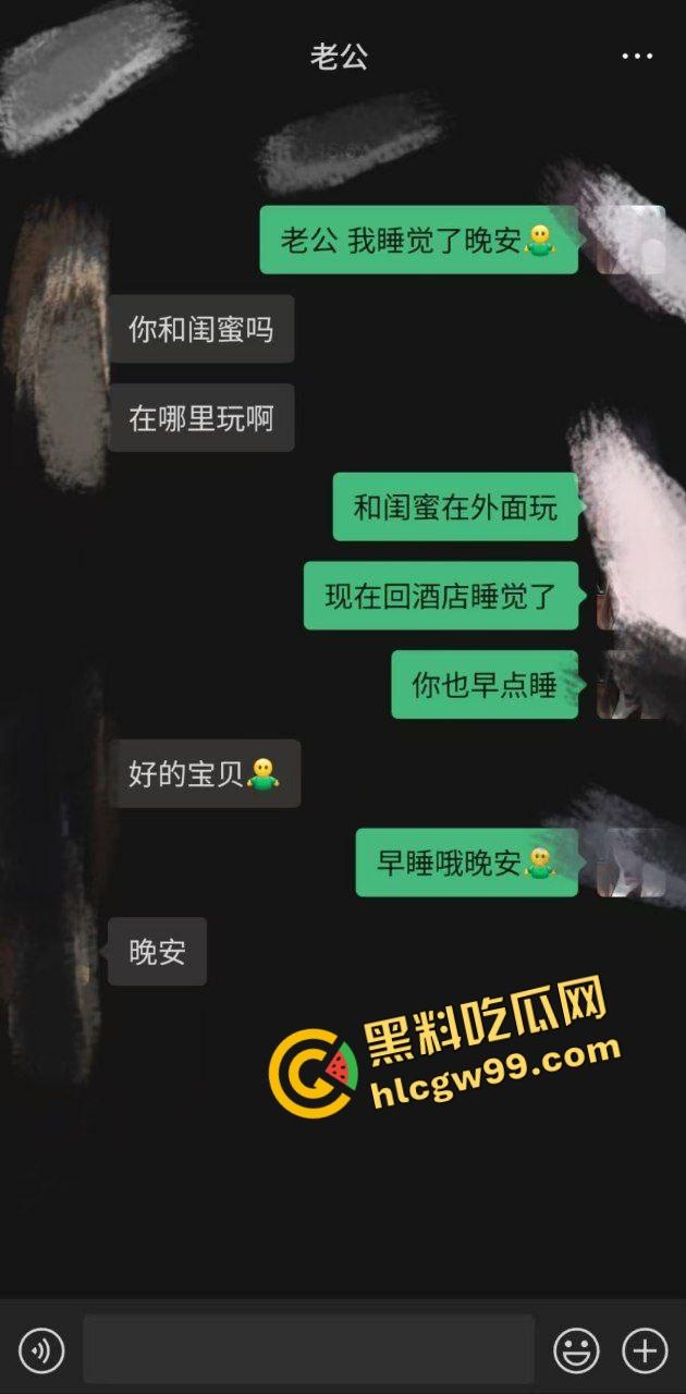 东莞贱逼骚母狗贱货【朱倩】骗老公睡觉了实则在KTV当灵魂舞者，淫荡模样尽显风骚！-1