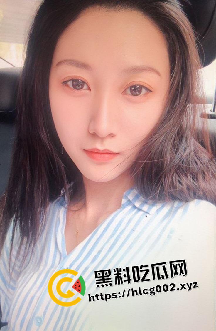 经典永流传！甜美少妇不为人知的一面 旺盛的黑森林下饱满的馒头逼 这才是良家的感觉-21