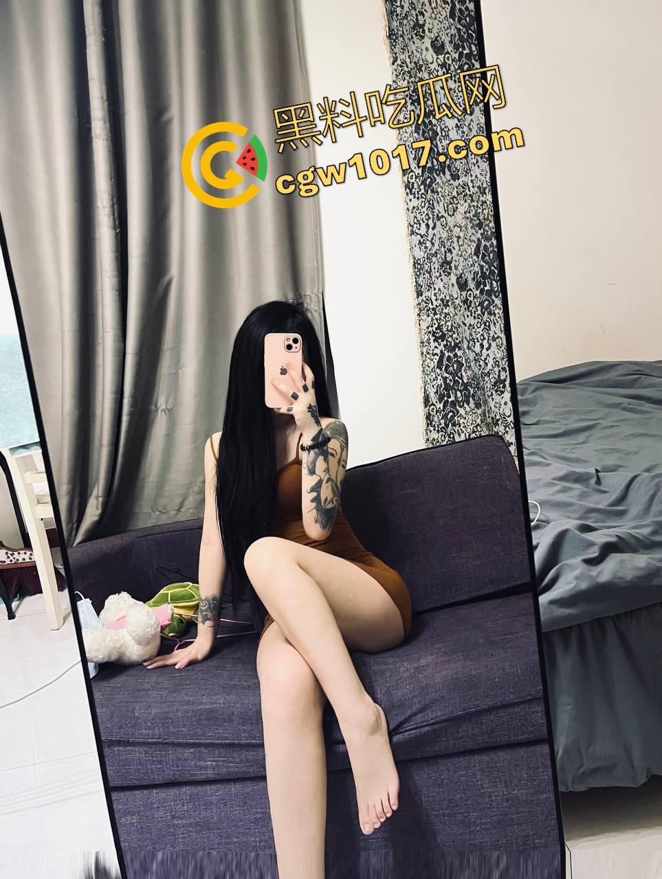 湖南长沙骑士酒吧又玩出新高度，女DJ现场给富二代口交，暴力深喉输出，还当众后入，卧槽玩这么刺激的吗！！-3