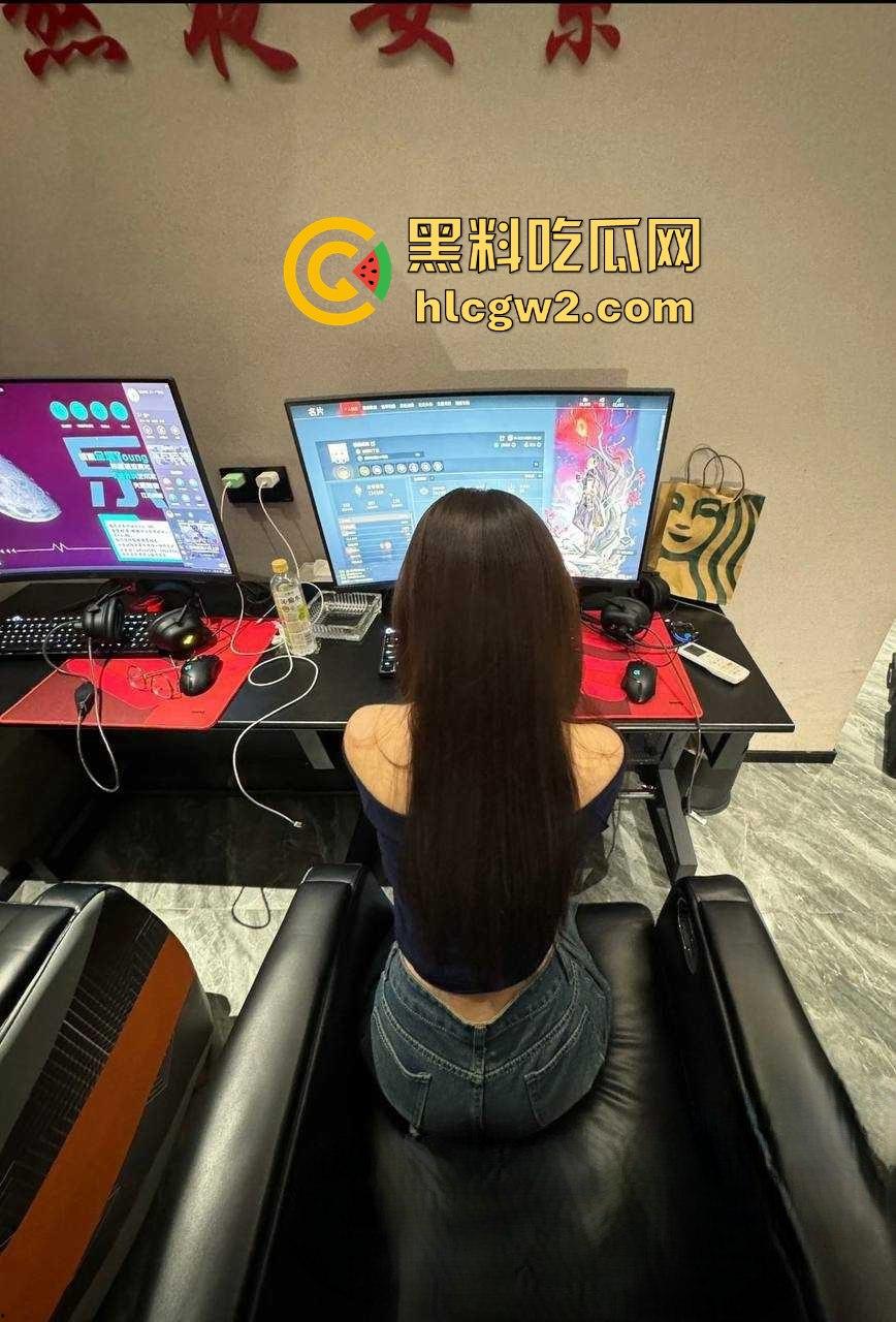 厦门永劫网瘾少女『方若瑶』被爆！骚得无药可救 全网最粉粉嫩鲍鱼被无套乱操，舔鸡巴舔到满脸精液！-19