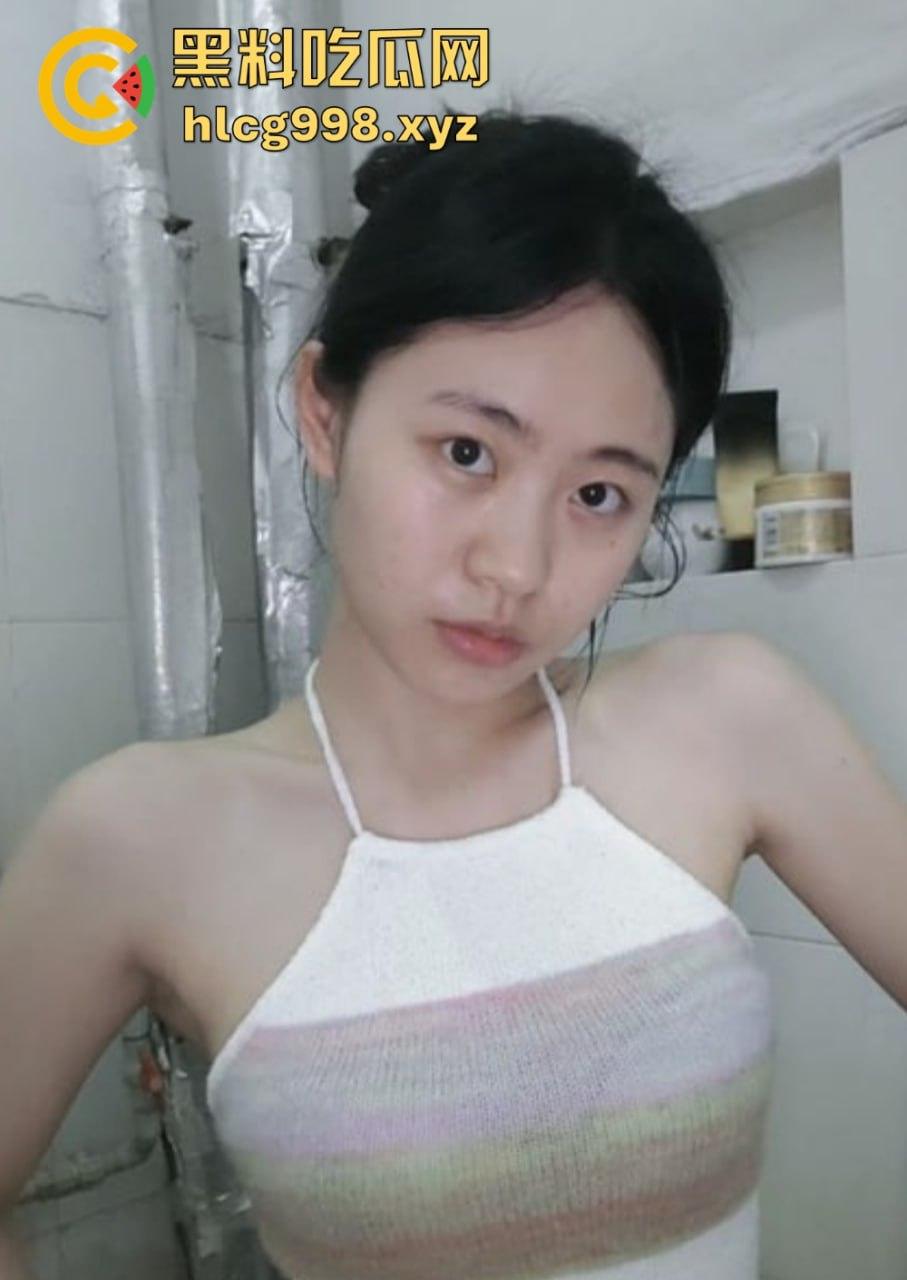 南宁师范学院清纯女神【赵一帆】堕落！在金主调教下变身反差母狗，深喉口交堪比技师！-5