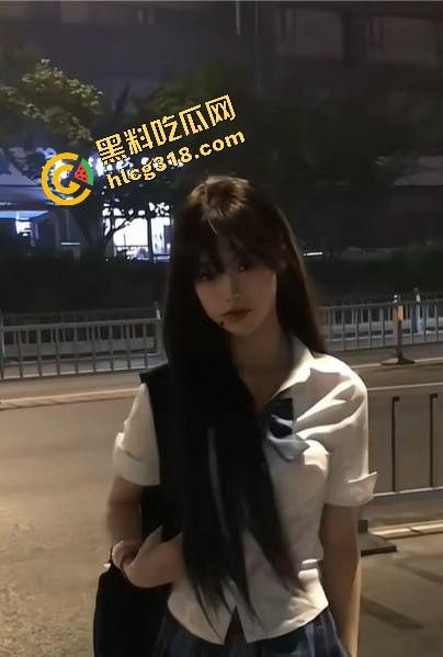 抖音63w粉丝的『妹妹早上好』纯欲天花板实拍性爱视频流出,白嫩小穴被暴力爆操!-6