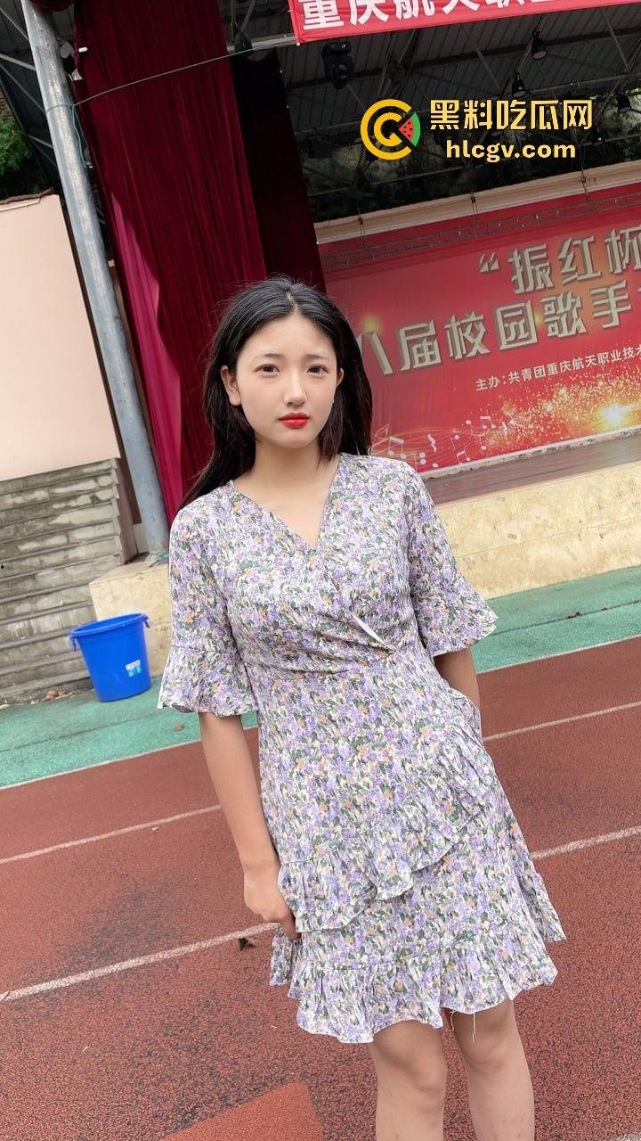 重庆航天职业技术学院班花『黄欣弦』被玩弄调教视频流出！敏感体质高潮痉挛，淫叫不断直呼受不了！-2