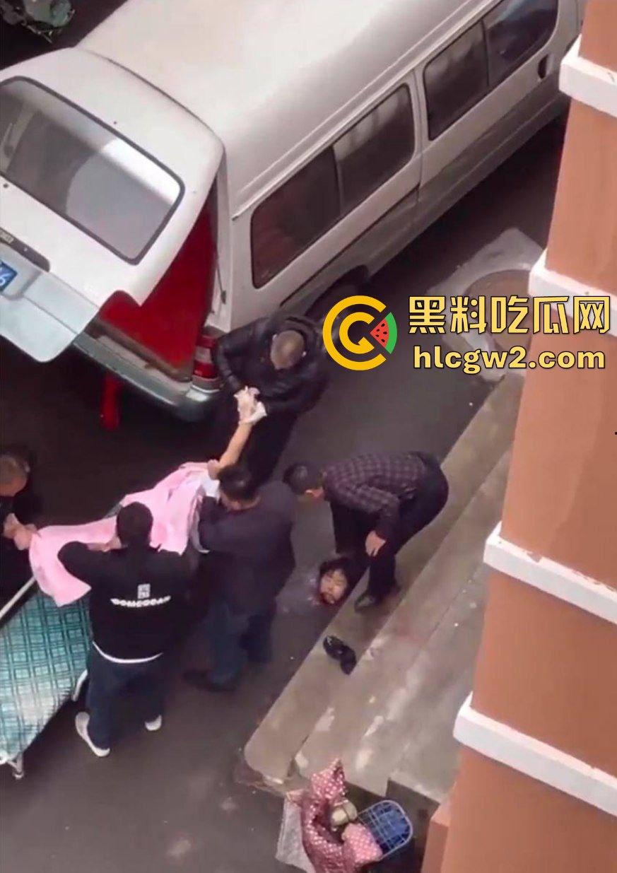 郑州男子跳楼惨烈收场，脑袋撞窗沿直接分离，场面堪比关公斩华雄！-7