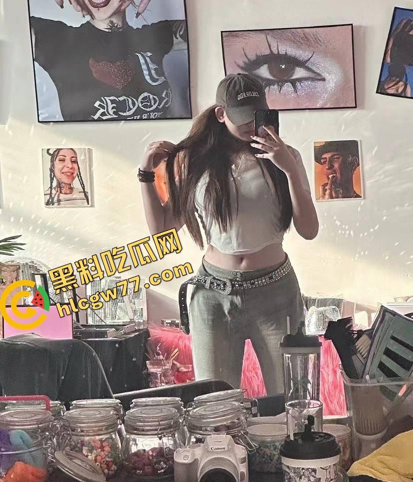 龙岩711便利店兼职小妹『马雪筱』网聊一月跪地吃鸡，结果成了UP主素材被曝光！-2