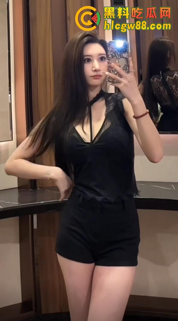 广东抖音小网红嫩模『一碗白米饭』5W拿下，175大长腿扛起来猛操，69口爆逼湿得滴水！-4