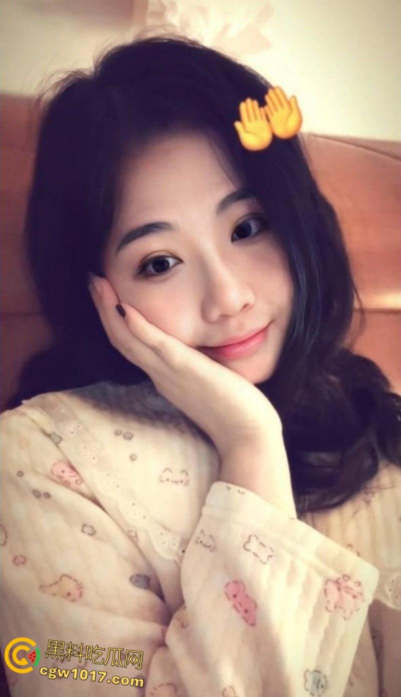 湖南长沙高颜母狗【赵莹】， 社交软件约炮被瓜友曝光，大屌后入爆操到失神，快射时主动张口求精液保养！-2