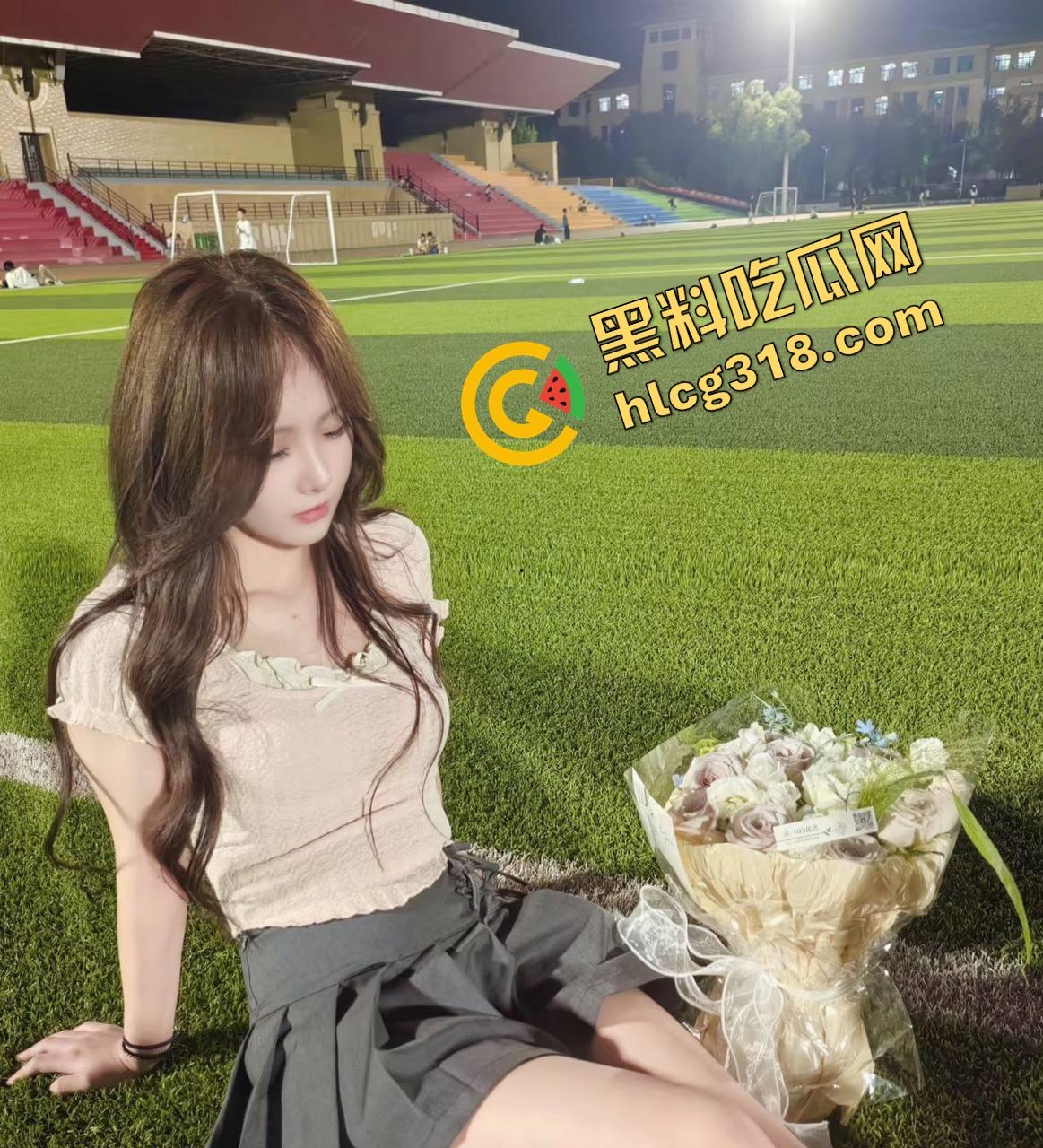 摄影圈潜规则曝光，cos女仆私房拍完讨价还价直接肉偿摄影师，一组写真一个炮，谁还说摄影师不吃香？-3