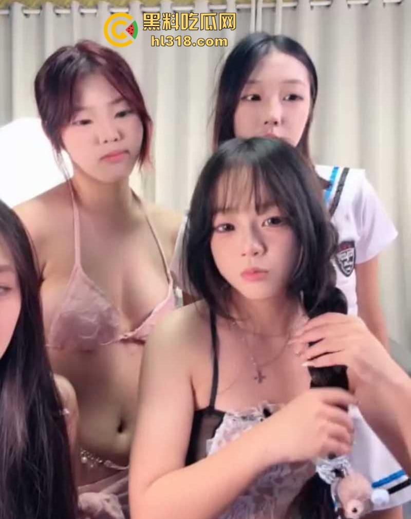 多人性感脱衣舞女团【M8女团】最新录屏流出，都是极品清纯少女出镜，跳裸舞跟粉丝互动，直接爱了！-3