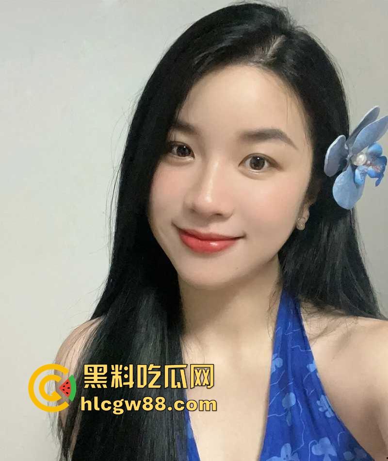 湖南反差人妻【张欣】背着老公与情夫裸聊调情 阴毛旺盛性欲极强  撅臀揉穴玩到喷水-2