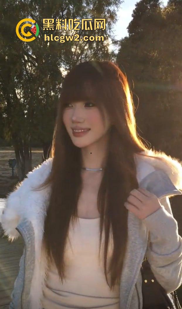 抖音百万粉丝网红【梁嘉蕊】现任前任爆料连连！约炮不停现男友面前还敢带节奏黑前任 真是个自带热搜体质！-9