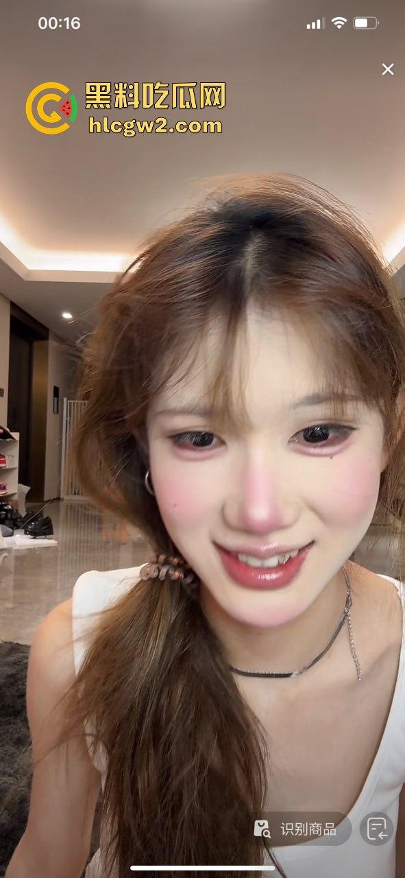 抖音百万粉丝网红【梁嘉蕊】现任前任爆料连连！约炮不停现男友面前还敢带节奏黑前任 真是个自带热搜体质！-24