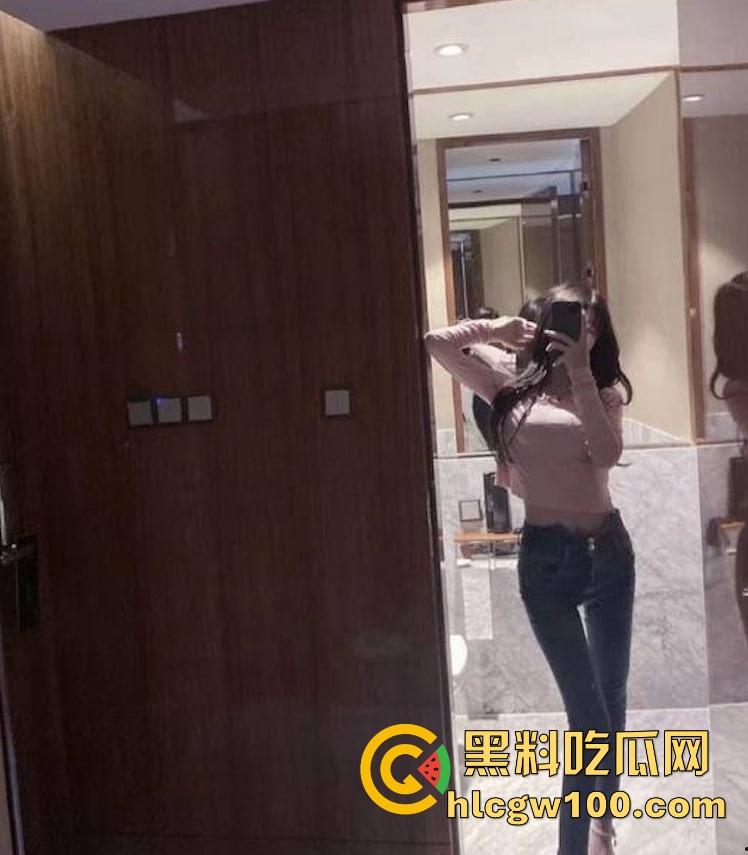 杭州水桶天王【赵懿尔】P图像黑山老妖,美颜挡不住丑到被卡走,整容归来还是土逼,简直江浙沪圈里的毒瘤!-6