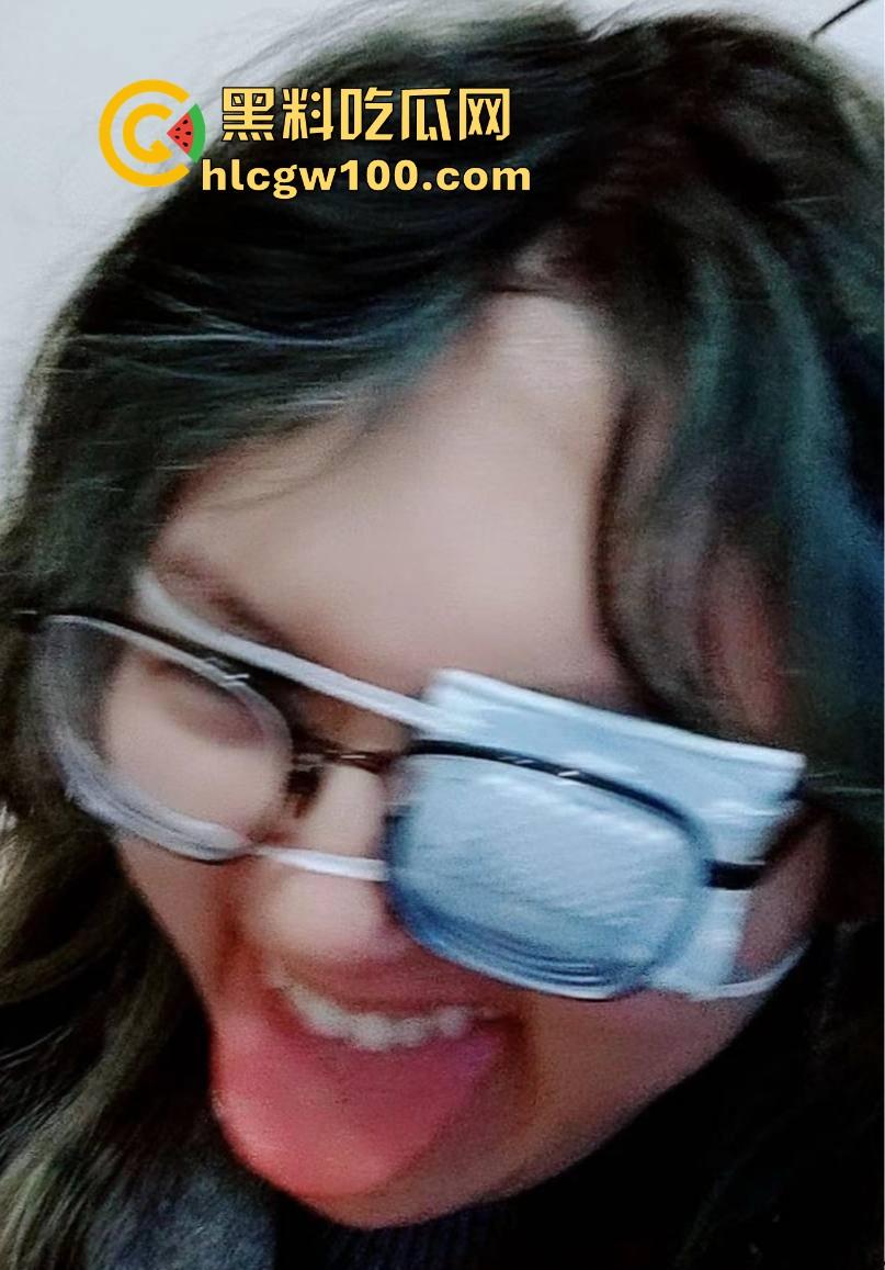 杭州水桶天王【赵懿尔】P图像黑山老妖,美颜挡不住丑到被卡走,整容归来还是土逼,简直江浙沪圈里的毒瘤!-28