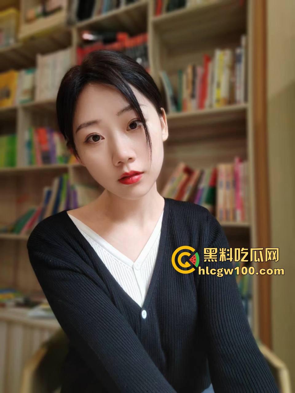 苏州极品气质女神【吴巧婷】被渣男调教成母狗，手拉牵引绳爆操后入内射，还送给兄弟轮流操着玩！-3