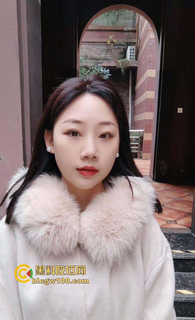 苏州极品气质女神【吴巧婷】被渣男调教成母狗，手拉牵引绳爆操后入内射，还送给兄弟轮流操着玩！-7