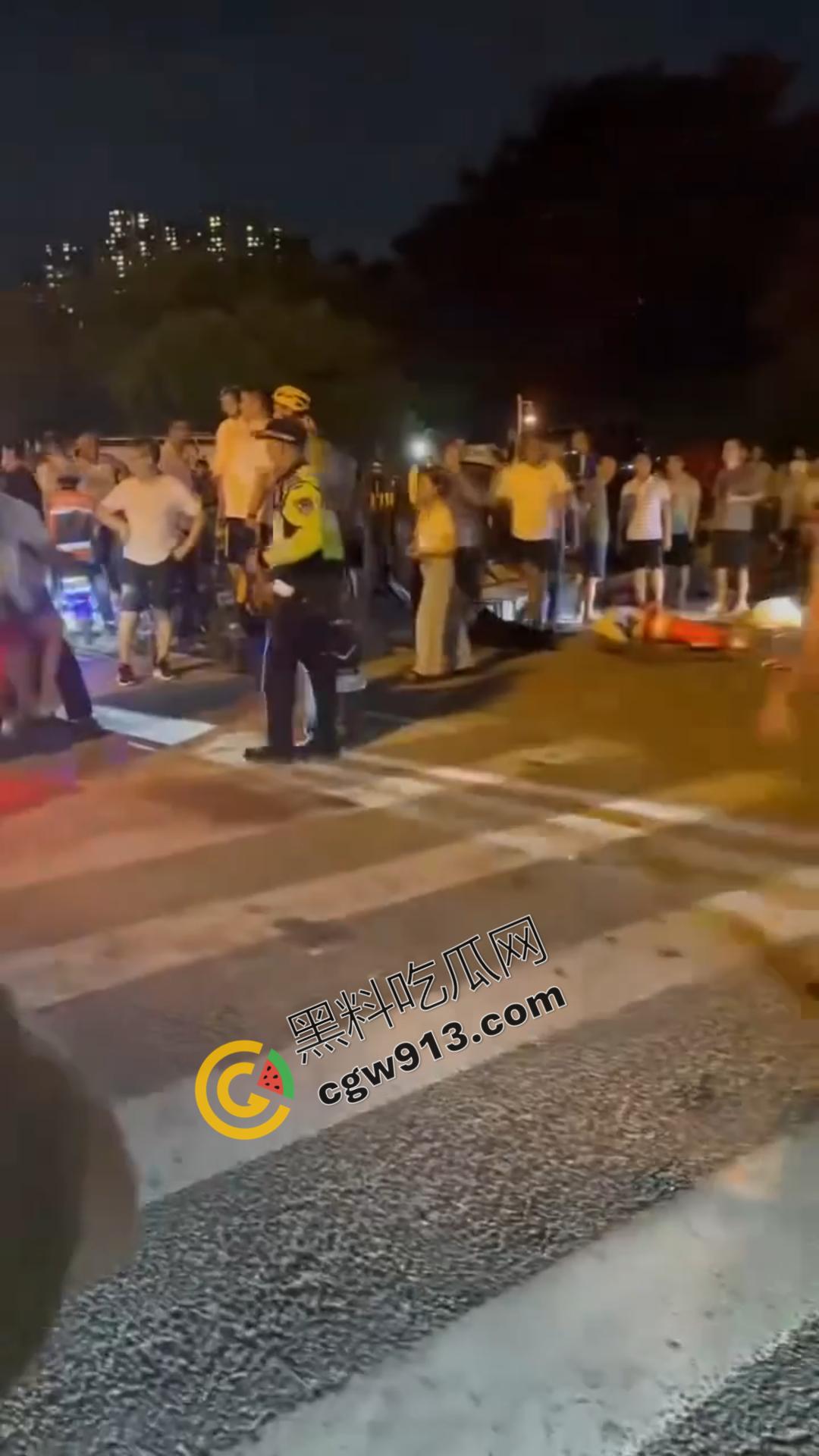 惨烈！广州海珠区悲剧车祸 6人受伤，幼童现场被无情撞倒，疲劳驾驶酿大祸！-5