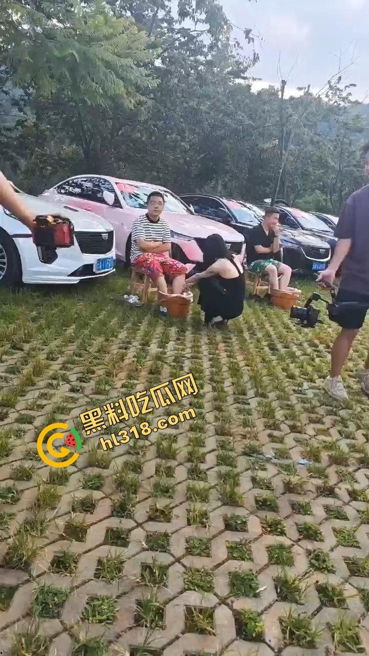 凯迪拉克聚会开到野外，把全会所女人都包了，足浴热舞酒水不断，真有你的凯之星！奢靡盛宴谁能比？-2
