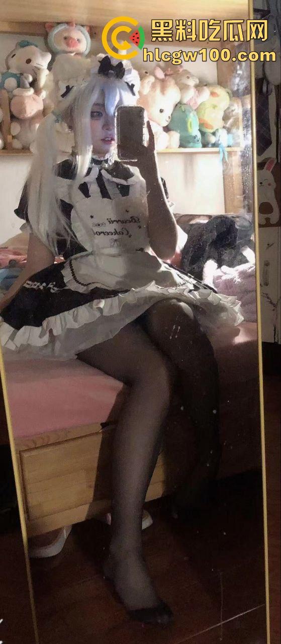 昆明文理学院大一『严依祎  』没几个粉丝呢已经开始伺候金主了 COS小妖精穿JK被爆操得满地流水！-6