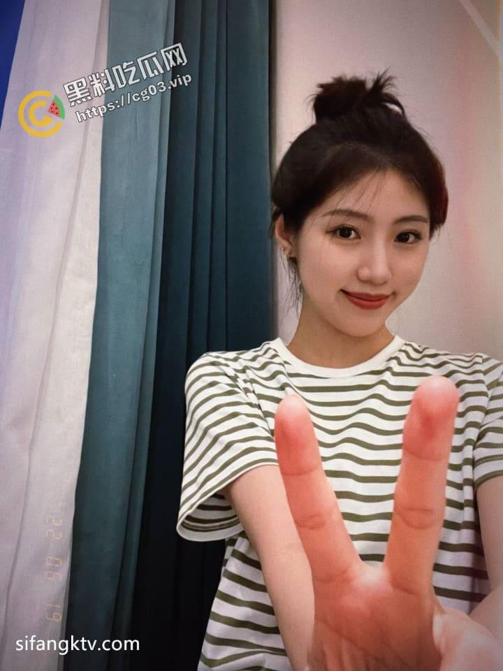 武汉大学周玄毅 教授与女学生聊骚被曝光 女学生杨帆性爱视图全集来啦！怪不得马薇薇会输，谁遇到这样的女人不迷糊呀-8