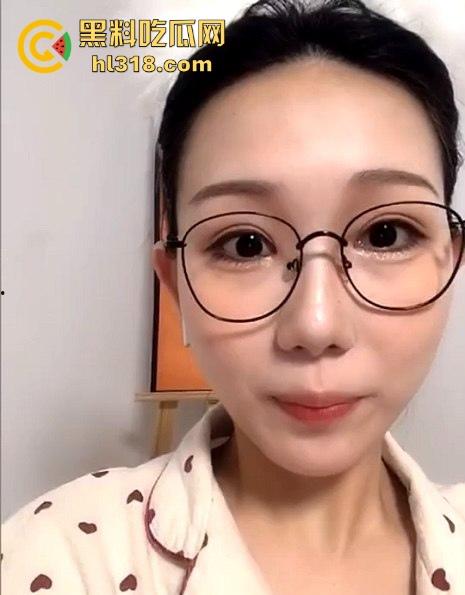 三十少妇猛如虎！面对极品少妇性感勾引，跑个步都忍不住的性瘾淫娃，请问面对这样的诱惑你能顶多久！-1