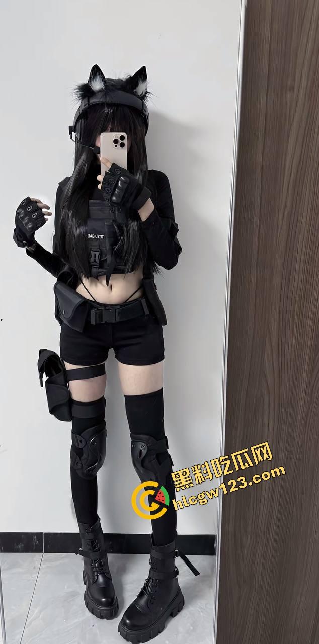 年少不知精子贵,浪逼当前他却性无能?嫩得滴水的鲍鱼只能被手抠,真是暴殄天物第一人!-2