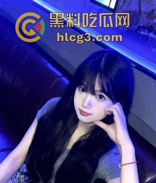 广东富二代七夕狂欢派对曝光!移动KTV车厢内校花沦为胯下玩物!驾驶室激烈啪啪淫叫声不断!-3