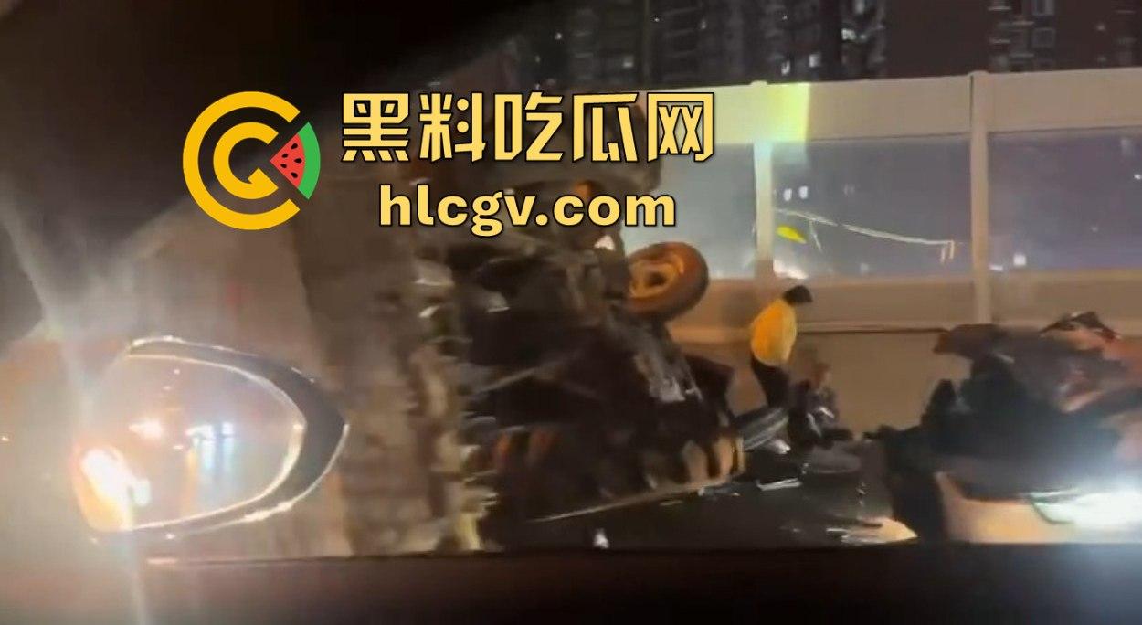 全网疯找风衣奥迪姐！晚风拂黑发，奥迪掀半挂A4稳坐高速，一掀半挂成神作，优雅永不过时！-7