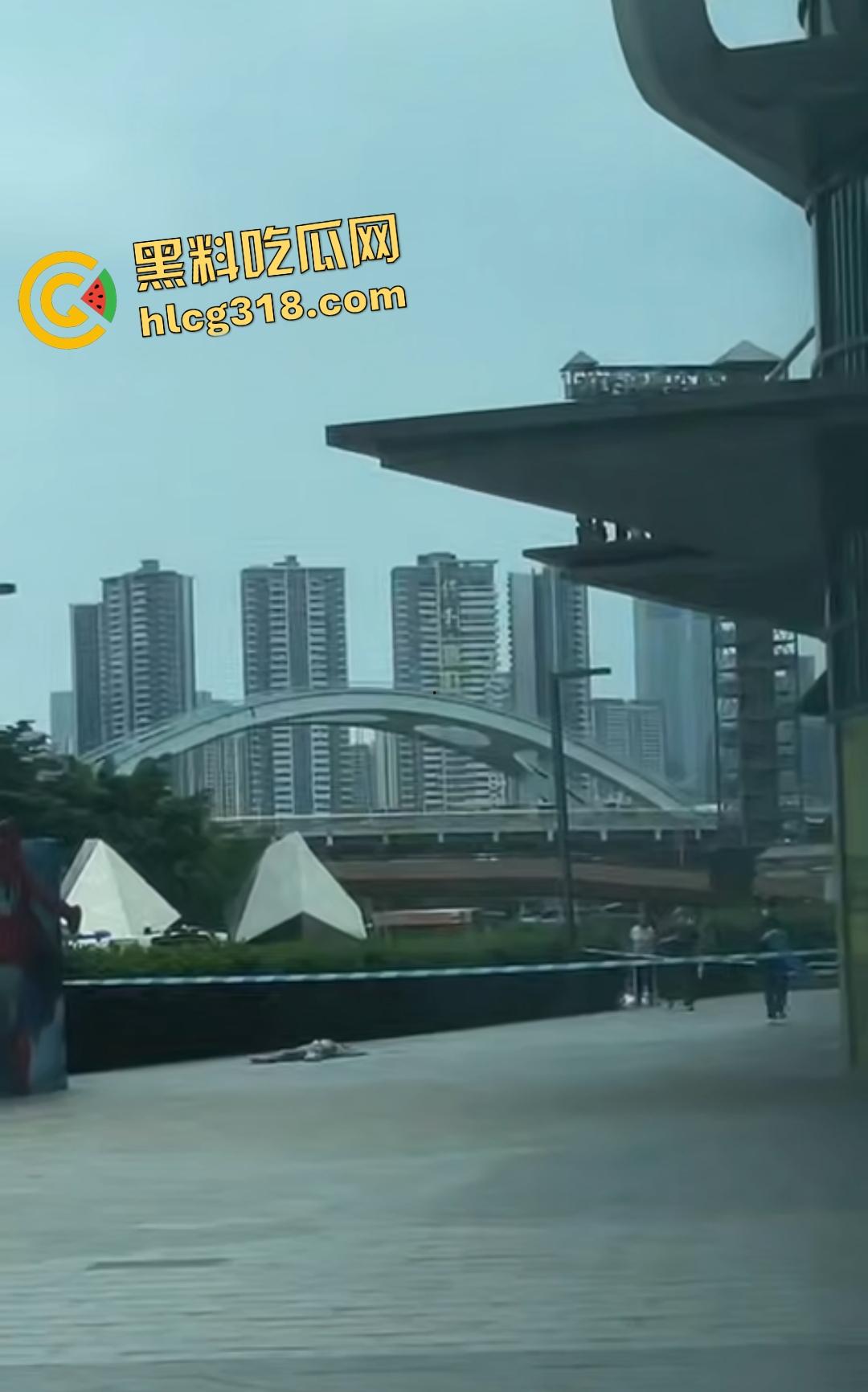 华侨城桔子酒店女子穿最爱的JK跳楼自杀悲剧!原因竟是女友遭男友暴打次日绝望坠楼!-8