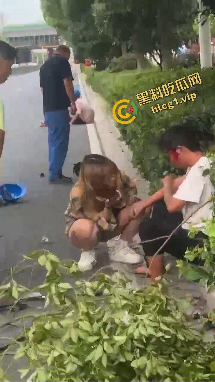 新能源极氪001 极速飞车黄毛 刚结婚大喜就出车祸！致2死1伤！-14