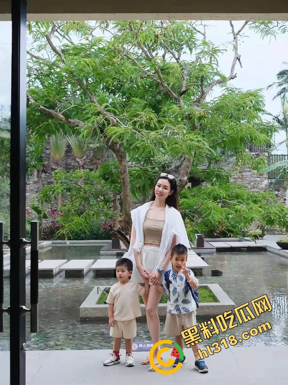 一手姑娘一手经，少林寺住持『释永信』不负如来不负卿，搂着美人念佛经，51个情人174个私生子！-13