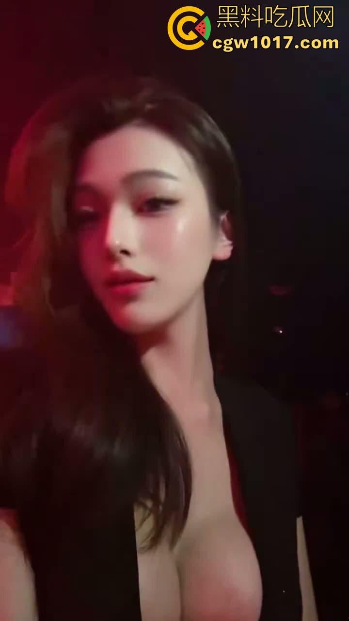 抖音网红【Sam老师】私设曝光！居然是全国可飞的外围！妩媚的眼神 熟练的深喉技巧直接让你沦陷！-3