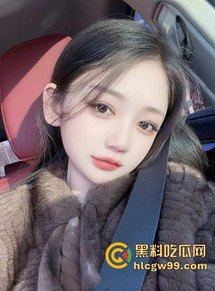 江西精神小妹【萍果】跑路怀化，家里闹翻后混迹酒吧，夜夜夜店蹦迪嗨爆，没钱就开私播抠逼赚快钱，互联网卖逼！-15